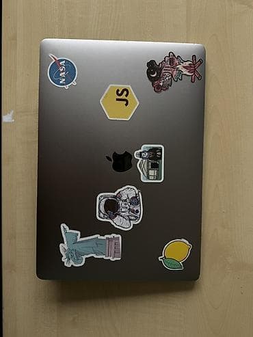 купить черно белый принтер: Apple MacBook Pro 15" (2017), Space Gray Основные характеристики: - — 1