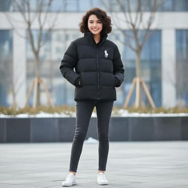 зимние женские куртки купить бишкек: Черная утепленная унисекс куртка‑пуховик. Особенности: - Плотная — 1