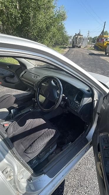 воздушный апарат: Honda Accord: 2000 г., 1.8 л, Автомат, Бензин, Седан — 6