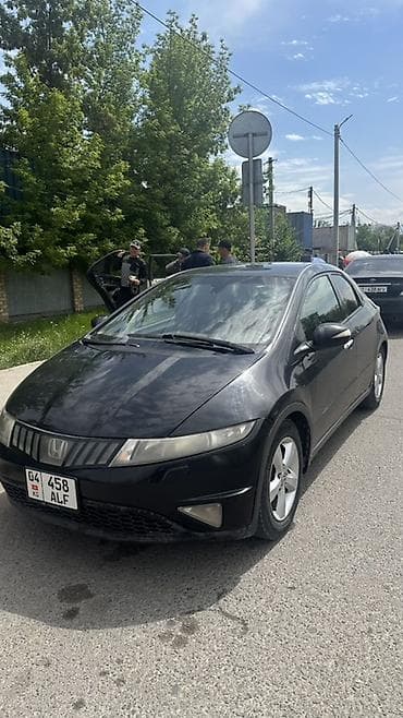 Honda Civic: 2008 г., Ручные, Бензин, Хэтчбэк — 4