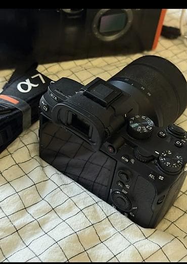 e mount: Полноформатная беззеркальная камера Sony α7 III (ILCE‑7M3) с — 2