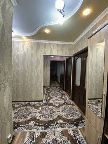 дом под квартиру: 3 комнаты, 70 м², 105 серия, 1 этаж — 3