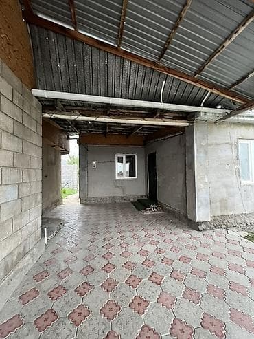 подсобный хозяйства: 📍Продается дом Дом находится в селе Сокулук (верхняя зона). Земля 9 — 4