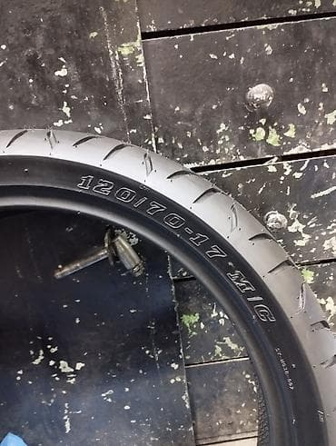 покрышки для мото: Мотошина бескамерная (tubeless), дорожный/туринговый протектор — 5