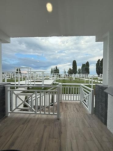 Кыймылсыз мүлк: Ысык-Көлдө ижарага батир, Chaika Resort, Бает, 4 орун, Баасы Бүтүндөй турак үй үчүн — 7