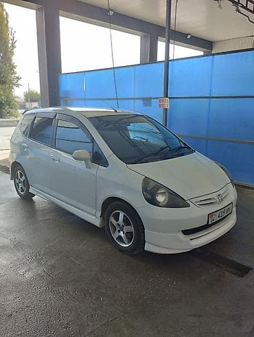 Продажа авто: Honda Fit: 2003 г., 1.3 л, Вариатор, Бензин, Хэтчбэк — 6