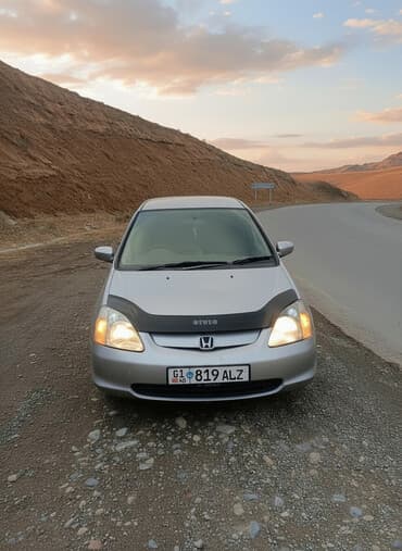 Honda Civic: 2002 г., 1.5 л, Автомат, Бензин, Хэтчбэк at lalafo.kg Honda Civic: 2002 г., 1.5 л, Автомат, Бензин, Хэтчбэк