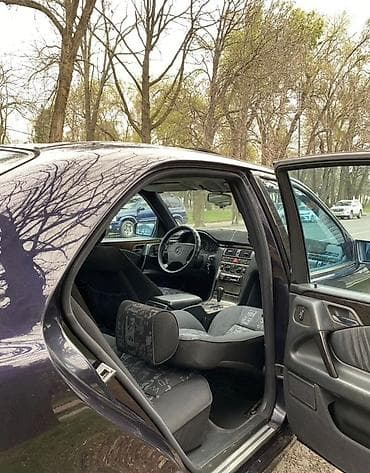 Продажа авто: Mercedes-Benz E-Class: 1996 г., 3.2 л, Автомат, Бензин, Седан — 8