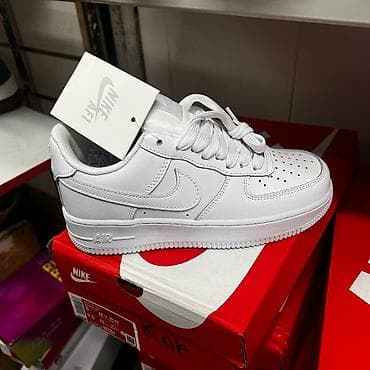 Мужские кроссовки, 41, Nike, Новый, цвет - Белый, Платная доставка