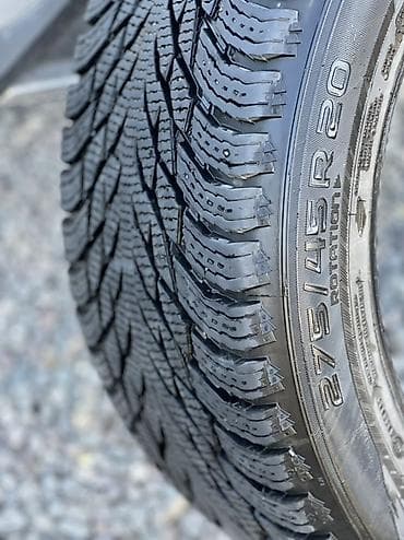 Шиналар 275 / 45 / R 20, Кыш, Жол тандабастар (АТ/МТ), Nokian