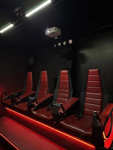холодный цех: 7D/VR киноаттракцион с кабинетом и медиа-библиотекой - Формат: 7D — 8