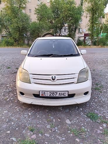for runner: Toyota Ist: 2003 г., 1.3 л, Автомат, Хэтчбэк — 1