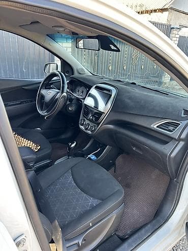 Унаа сатуу: Chevrolet Spark: 2020 г., 1 л, Автомат, Бензин, Хетчбек — 6