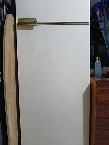 Техника жана электроника: Холодильник однокамерный с верхней морозильной камерой. - — 3