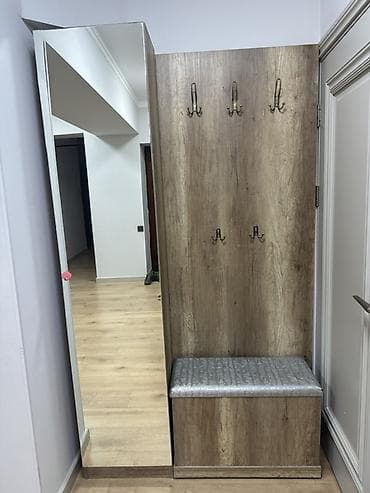 Кресла: Прихожая модульная из ЛДСП под дерево с мягкой скамьей, зеркалом и — 1