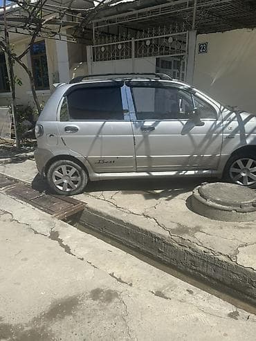 Транспорт: Daewoo Matiz: 2010 г., 1 л, Кол менен иштөөчү, Бензин, Седан — 2