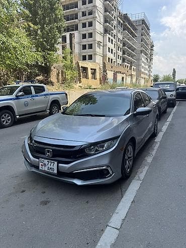 Honda Civic: 2017 г., 2 л, Автомат, Бензин, Седан