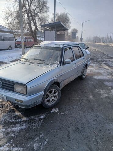Volkswagen Jetta: 1990 г., 1.6 л, Механика, Газ