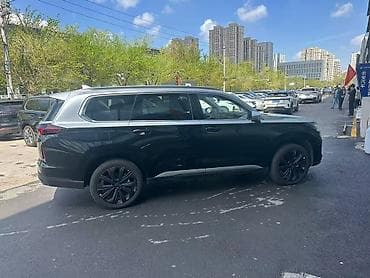 Geely: Geely : 2025 г., 2 л, Автомат, Бензин, Внедорожник — 2