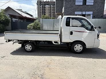 авто жак: Kia BONGO: 2020 г., 2.4 л, Кол менен иштөөчү, Газ, Бус — 6