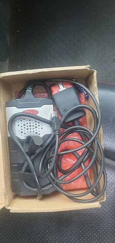 Диагностический комплект для авто Состав: - Автосканер Delphi (корпус