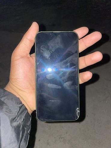 Смартфон Apple iPhone (серия 13/цвет зелёный, корпус с плоскими at lalafo.kg Смартфон Apple iPhone (серия 13/цвет зелёный, корпус с плоскими