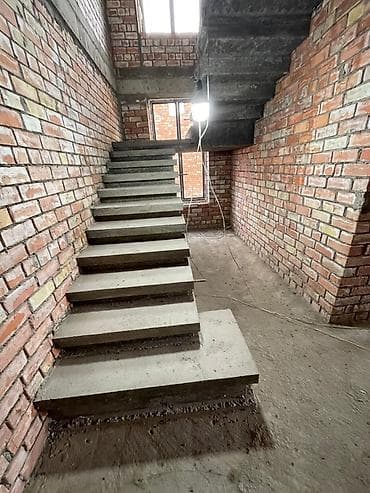 сварка лесницы: Бетонная лестница Для дома, Форма лестницы: Г-образная — 2