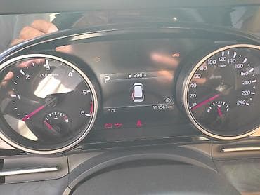 Транспорт: Kia Carnival: 2021 г., 2.2 л, Автомат, Дизель, Минивэн — 4