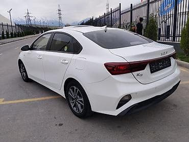 кия ри: Kia Rio: 2021 г., 1.6 л, Вариатор, Бензин, Седан — 4
