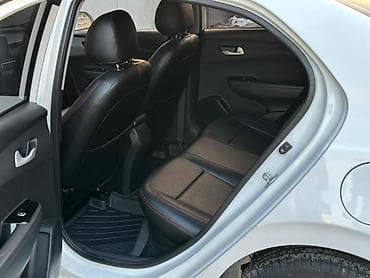 Продажа авто: Kia Forte: 2019 г., 1.6 л, Вариатор, Бензин, Седан — 7