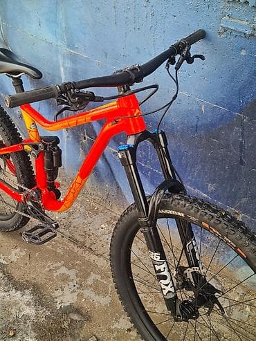 Балдар үчүн велосипеддер: Merida One-Sixty Рама: размер М Вилка: Fox 36 rhythm, 170 мм — 3