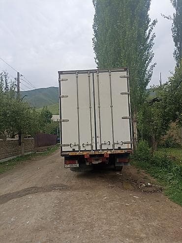Жүк ташуучу унаа, Volvo — 3