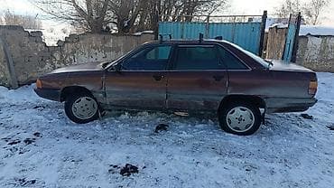 Audi 100: 1989 г., 2.3 л, Механика, Бензин, Седан
