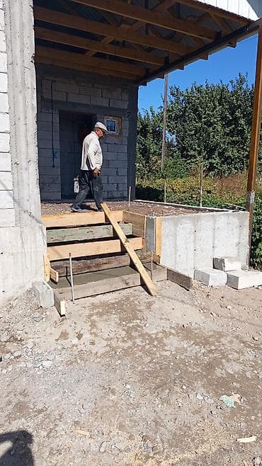 дома в гавриловке: Продаётся дом .жаны салынган.участок 5.5 обделка иши бар.баасы — 3