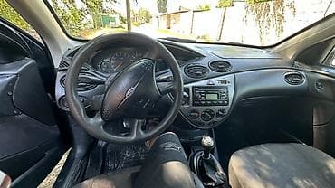 Унаа: Ford Focus: 2003 г., 1.6 л, Кол менен иштөөчү, Бензин, Хетчбек — 5
