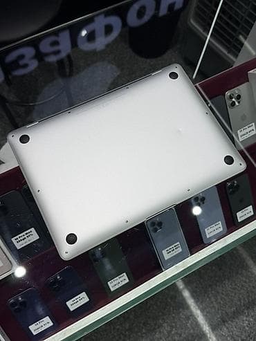 macbook 2011: Ультрабук, Б/у, Apple M1, ОЗУ, RAM: 8 ГБ, В рассрочку — 3