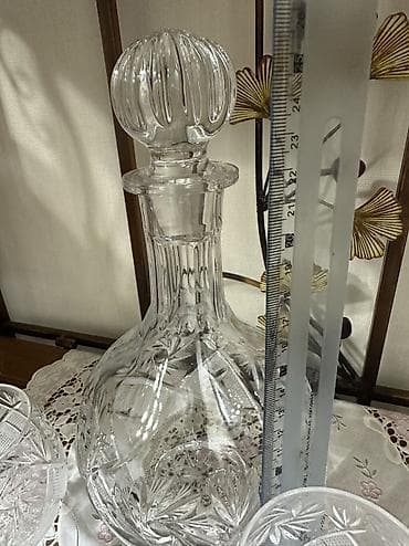 Хрустальный штоф с двумя фужерами. Состояние идеальное! 
Качество СССР — 7