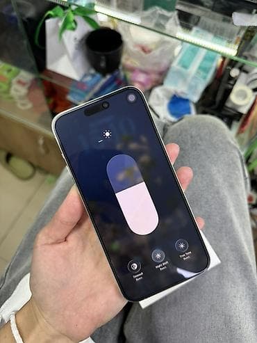 apple macbook m2: IPhone 15 Pro Max, Б/у, 256 ГБ, White Titanium, Защитное стекло, Чехол, Коробка, 85 % — 4