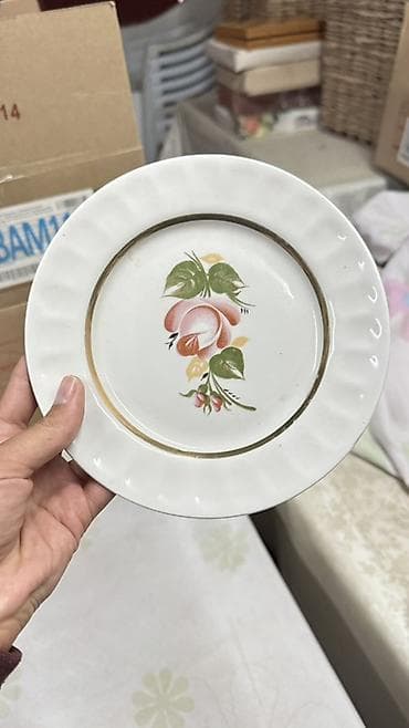 small table: От 100-200 — 9