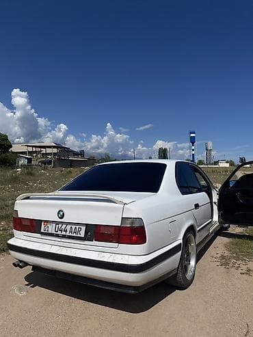 на кия к5: BMW 5 series: 1990 г., 2.5 л, Седан — 3