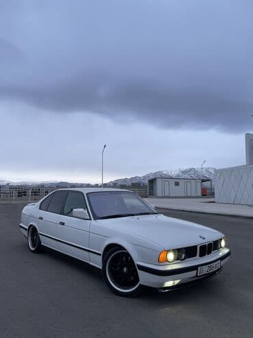 авто с последующим выкупом хонда фит: BMW 5 series: 1990 г., 3.2 л, Механика, Бензиновая, Седан — 1