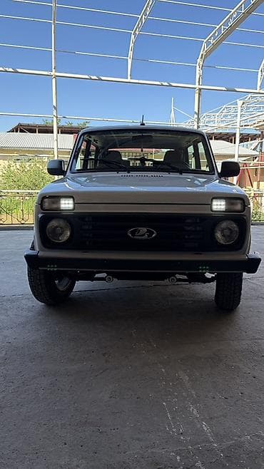 ВАЗ (ЛАДА): ВАЗ (ЛАДА) 4x4 Niva: 2025 г., 1.7 л, Кол менен иштөөчү, Бензин, Жол тандабас — 4