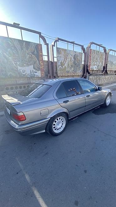 cr kai: BMW 3 series: 1995 г., 1.8 л — 5