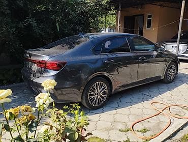 e2 byd: Kia K3: 2022 г., Седан — 7