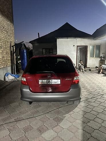 Honda Jazz: 2005 г., 1.3 л, Вариатор, Бензин, Хэтчбэк — 5