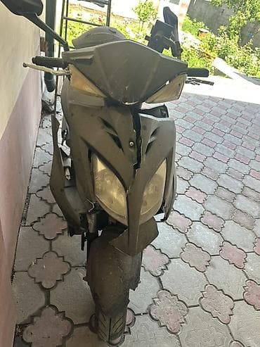 мото скупка: Скутер KYMCO, черный цвет, городской класс. Основное: - Бензиновый — 4