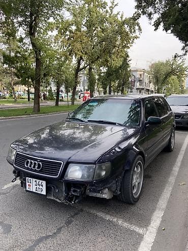 Audi 100: 1992 г., Универсал
