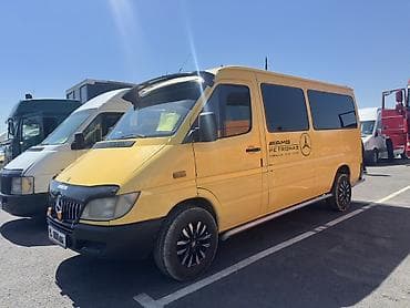 мото кийим: Mercedes-Benz Спринтер: 2003 г., 2.2 л, Кол менен иштөөчү, Дизель, Van — 1