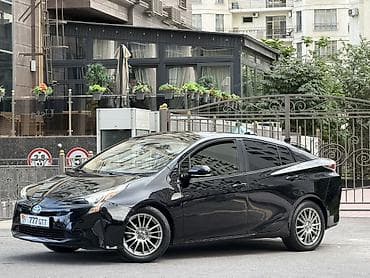 4runner 2017: Toyota Prius: 2017 г., 1.8 л, Автомат, Гибрид, Лифтбек — 2