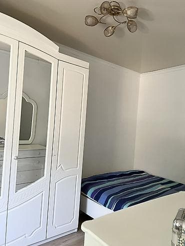 сарай купить: Продается полдома район Суванбердиева Жукеева Пудовкина. 3 ком. Сан — 2